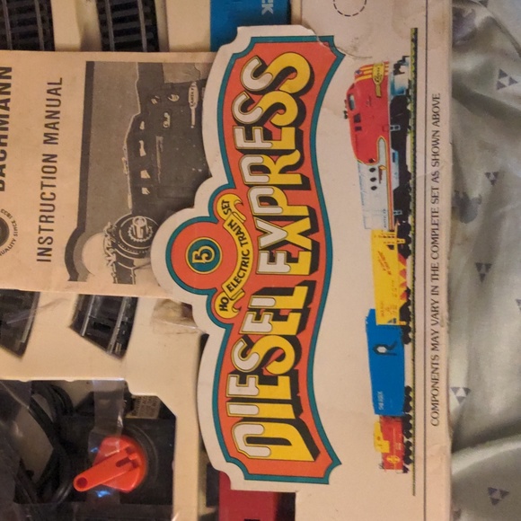 Bachman Disel Express Electric Train Set - Picture 3 of 8